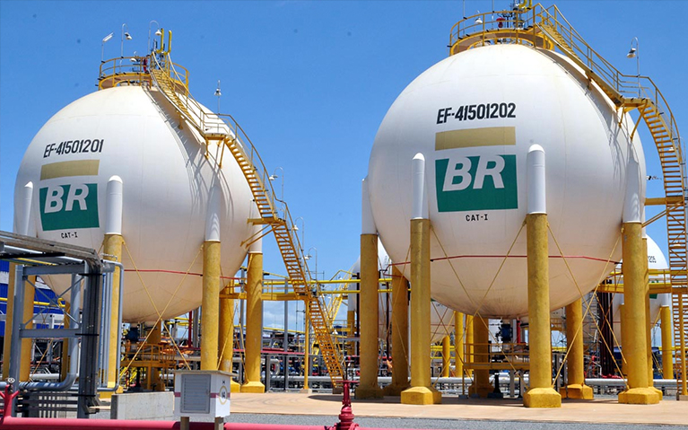 Brazil's Fuel Market opens opportunities for Oil Investing